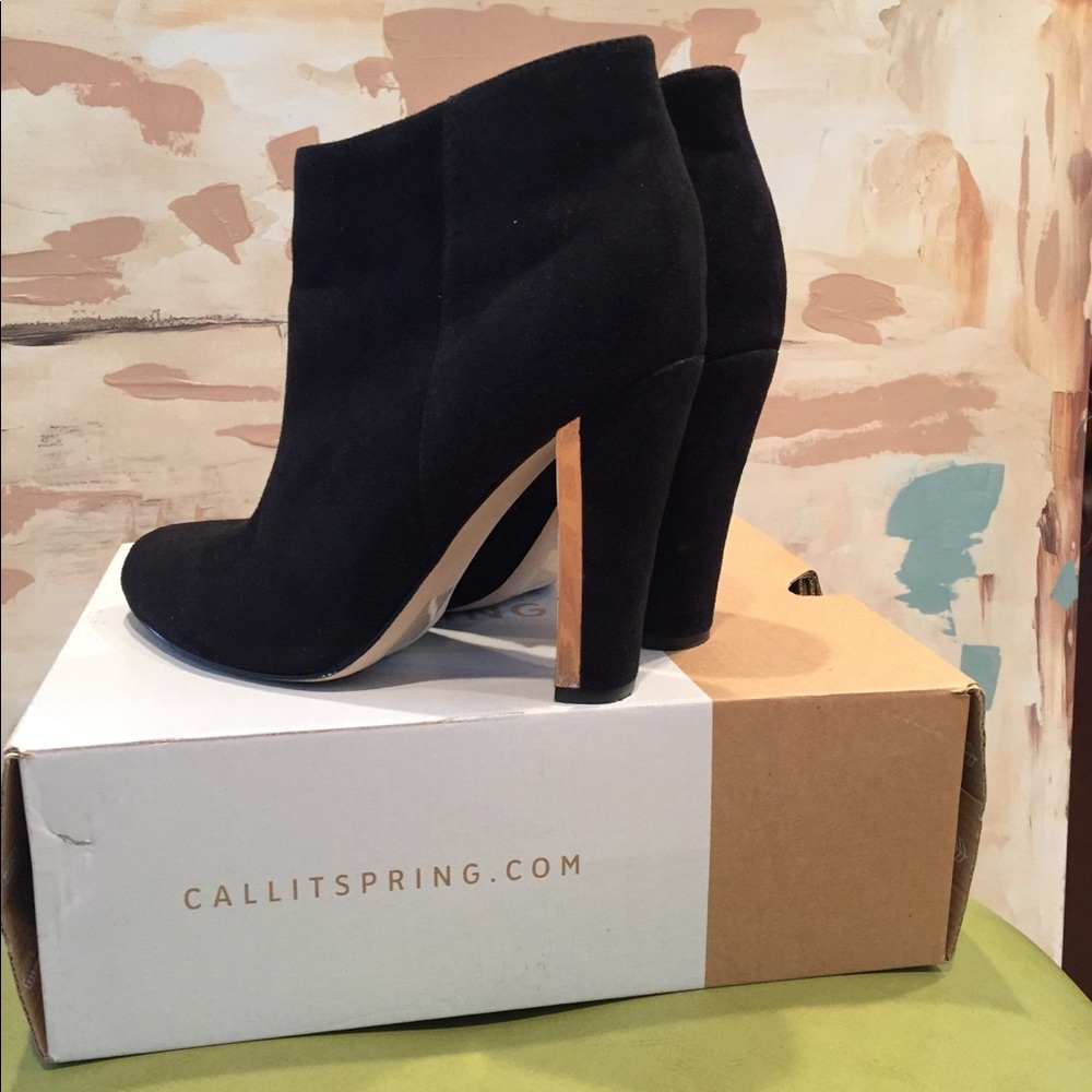 Call It Spring Black ankle boots with Gold Heels